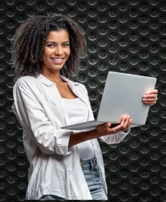 lady-with-a-laptop-pc